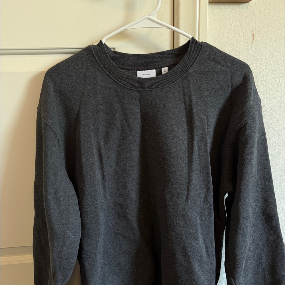 Aritzia dark heather Gray Crewneck Sweatshirt